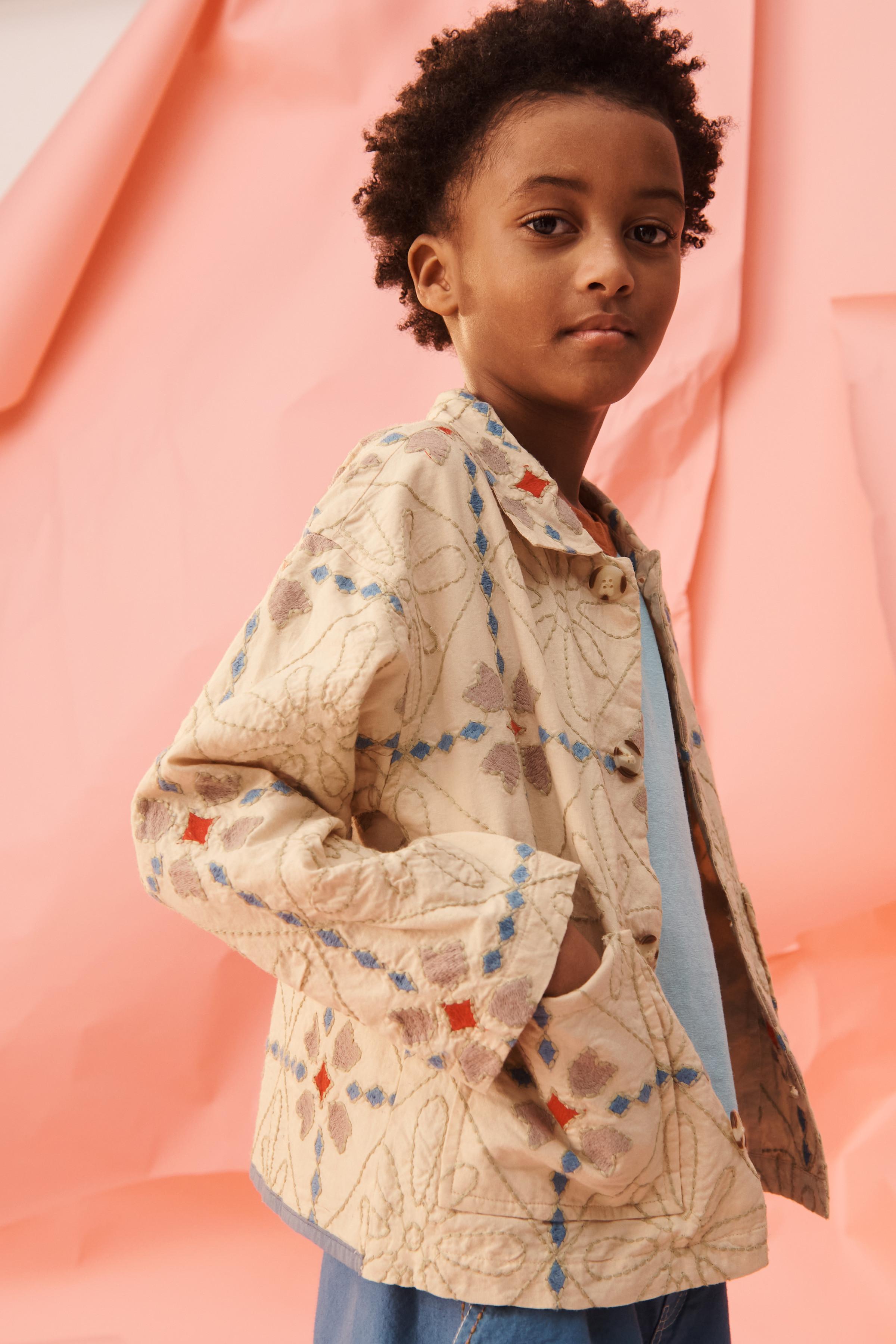 BLOUSON MATELASSÉ BRODERIES ÉDITION LIMITÉE